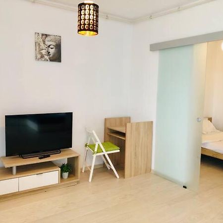 Joy City Stay Vivalia V4-5 Timişoara Exteriör bild